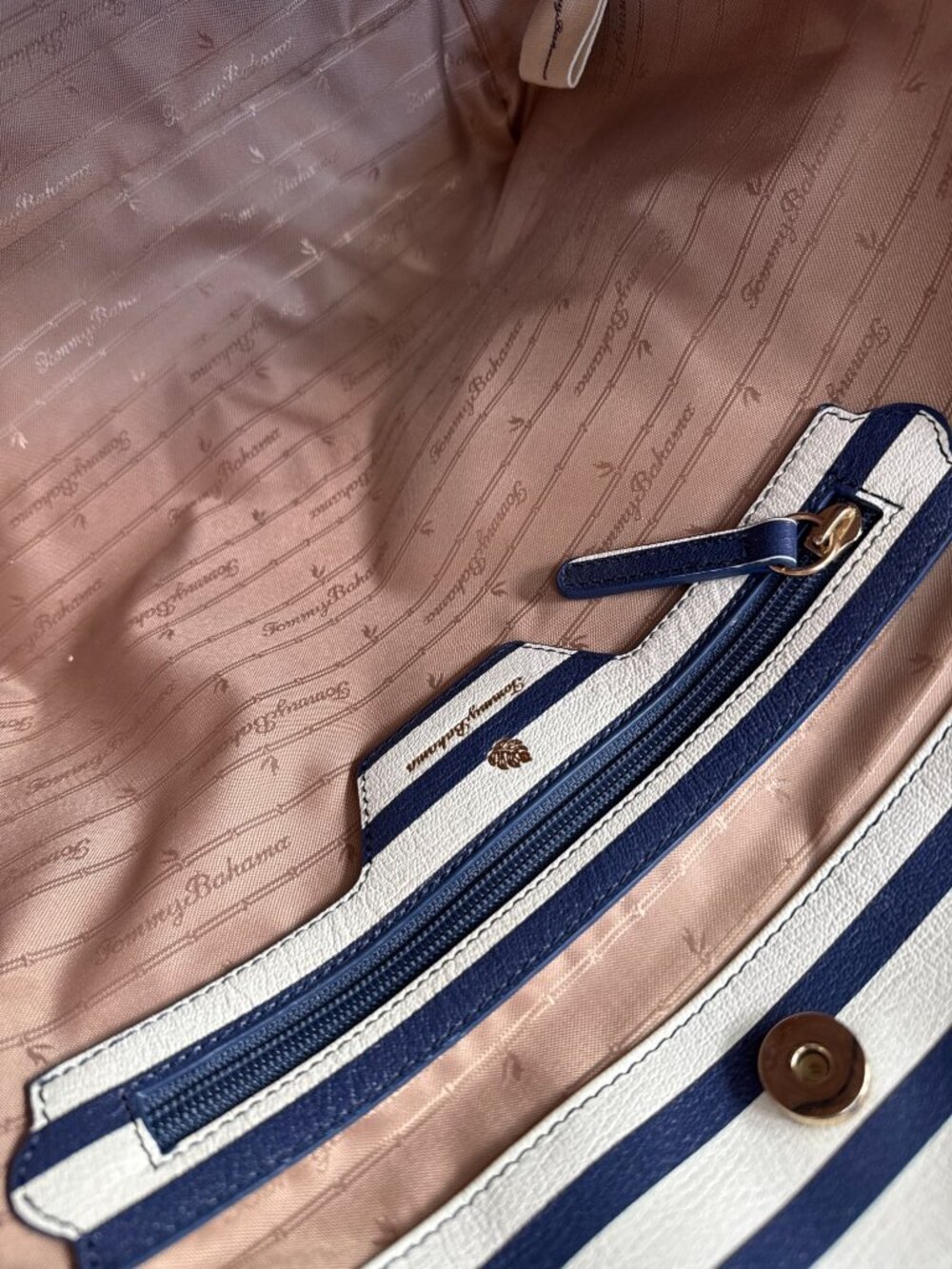 Tommy Bahama Floral Stripe Tote W/Pouch Navy White Faux Leather Travel Beach 90s - Picture 14 of 16